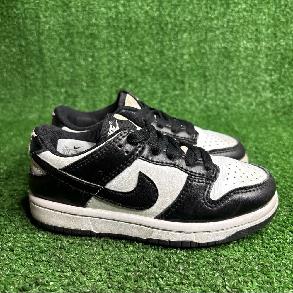 Nike Kids Sneakers Black and White